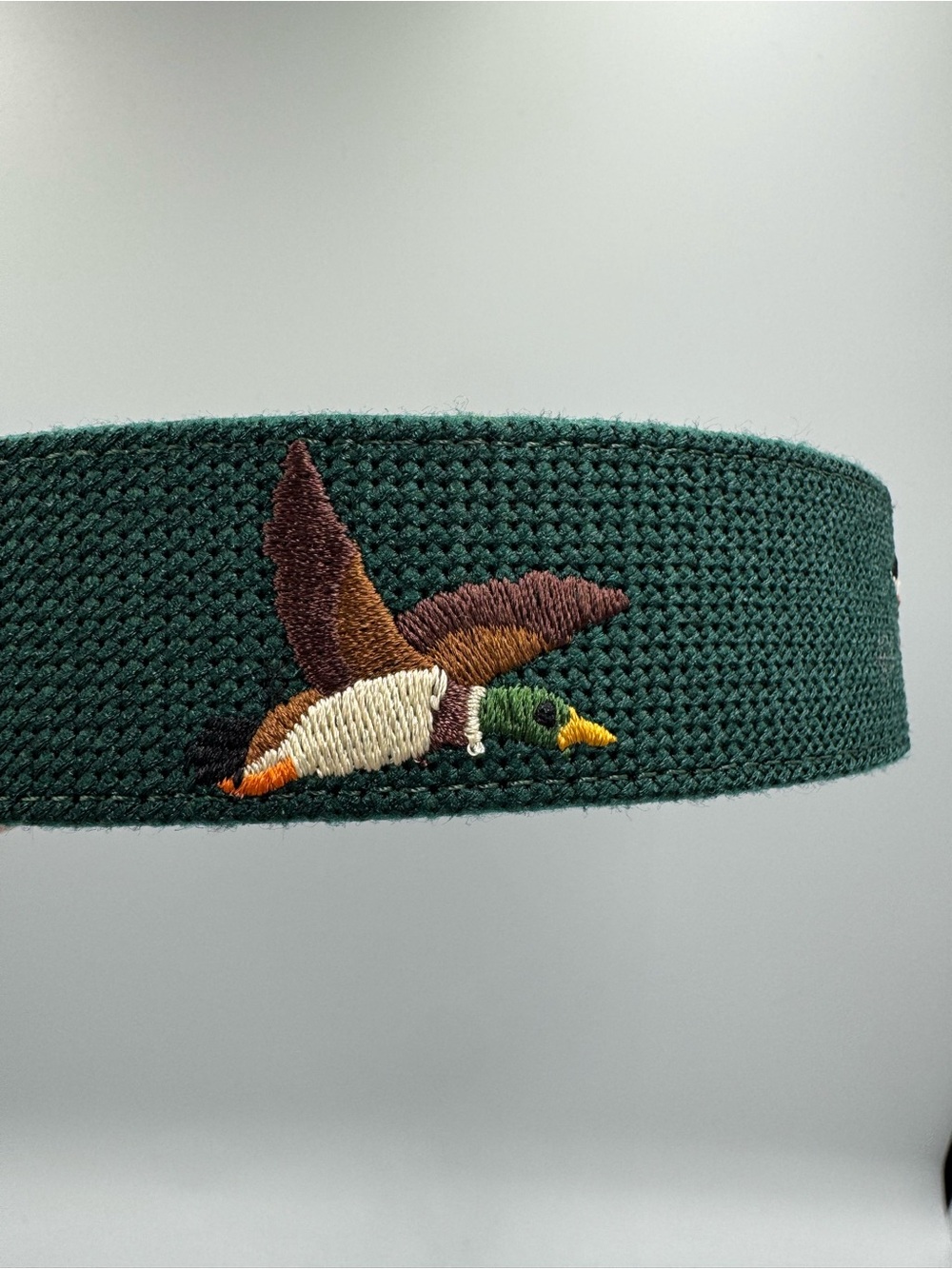 Penguin Green Embroidered Mallard Duck Needlepoint and Leather Belt 🦆